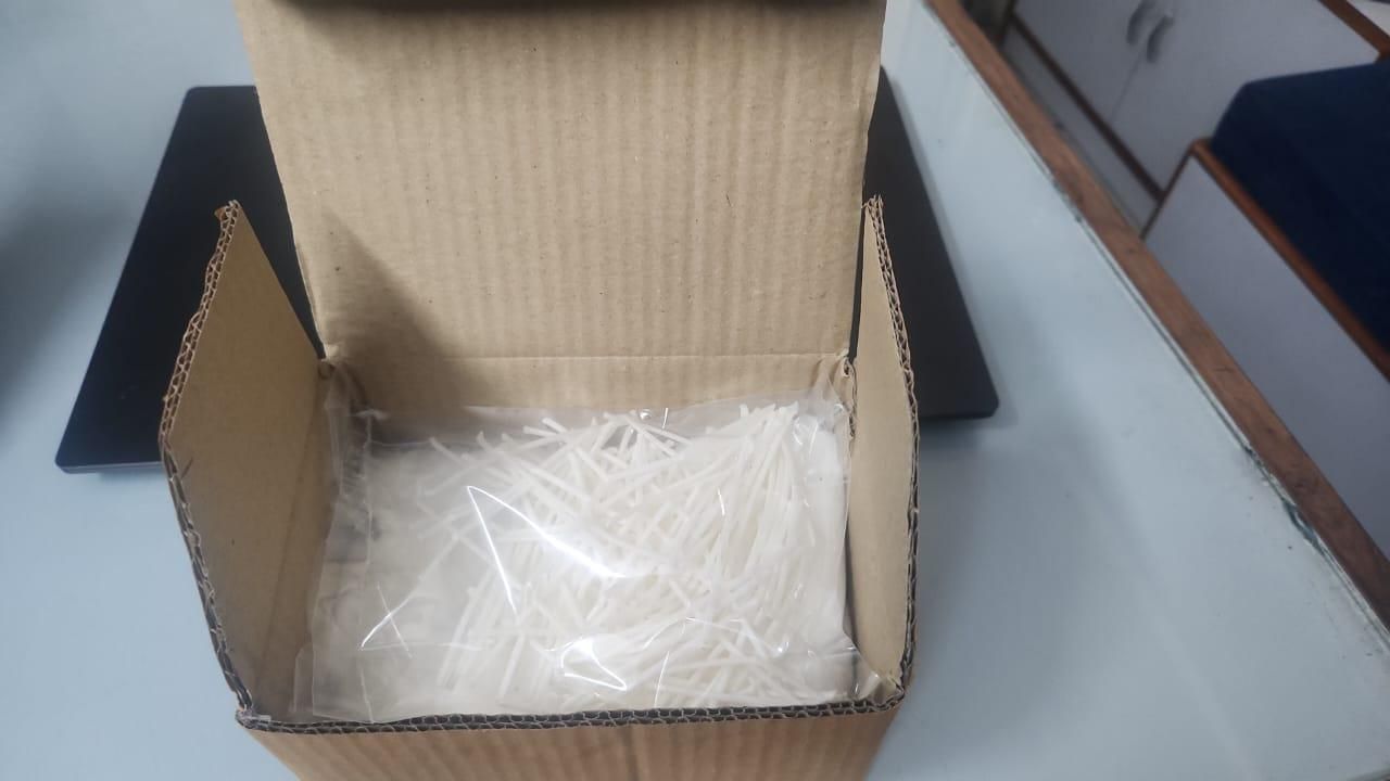 Pearl Soy Wax for Custom Candles 200gram + 50 Wicks - VAYARA